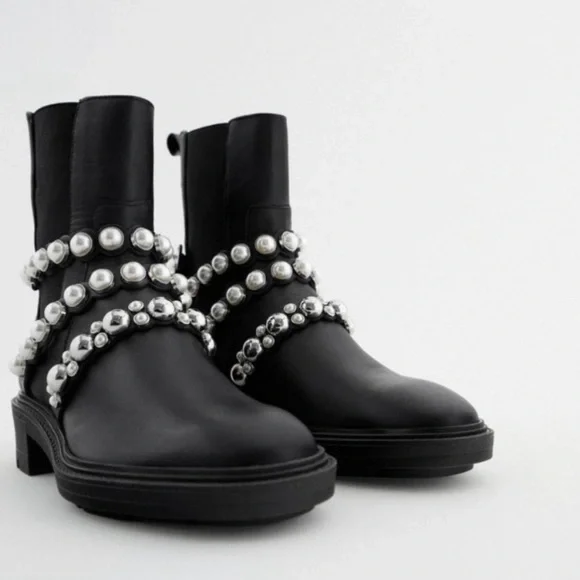 NWT RARE Luxury Winter Minimalist Zara Pearl Strap Genuine Leather Ankle Boots - Picture 4 of 17